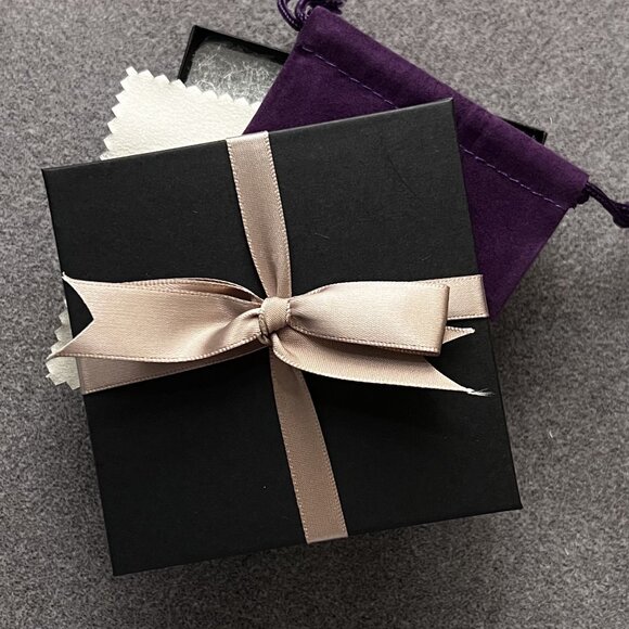 New Rhodium Plated on Sterling Silver French Earrings w/ Brushed Disks Gift Box - Picture 8 of 8